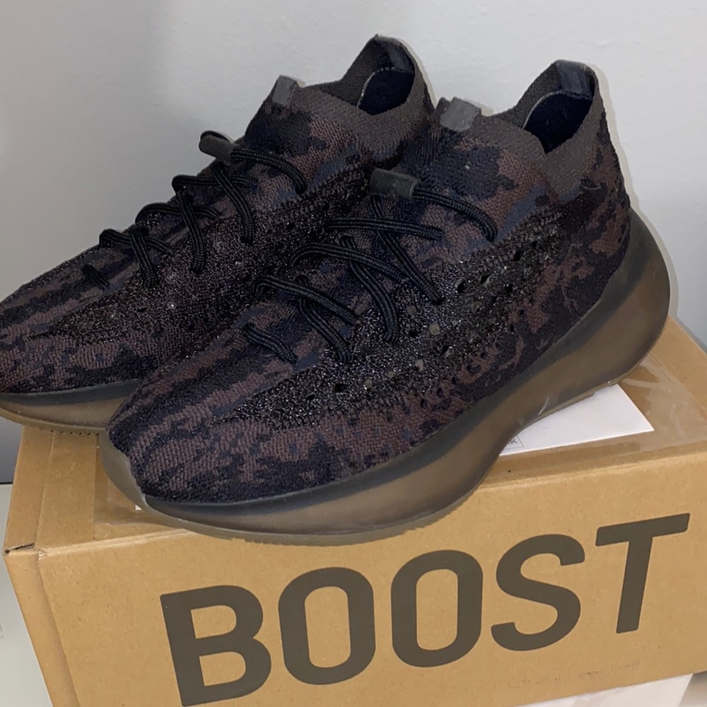 Yeezy boost 380 onyx